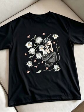 Anime girl flower graphic black Women Men T-shirt Unisex